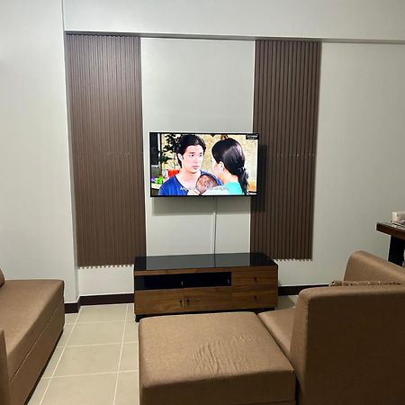 The Atherton Paranaque City Bagian luar foto