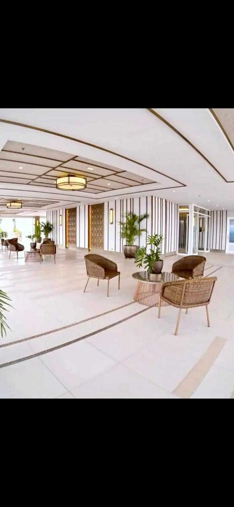 The Atherton Paranaque City Bagian luar foto
