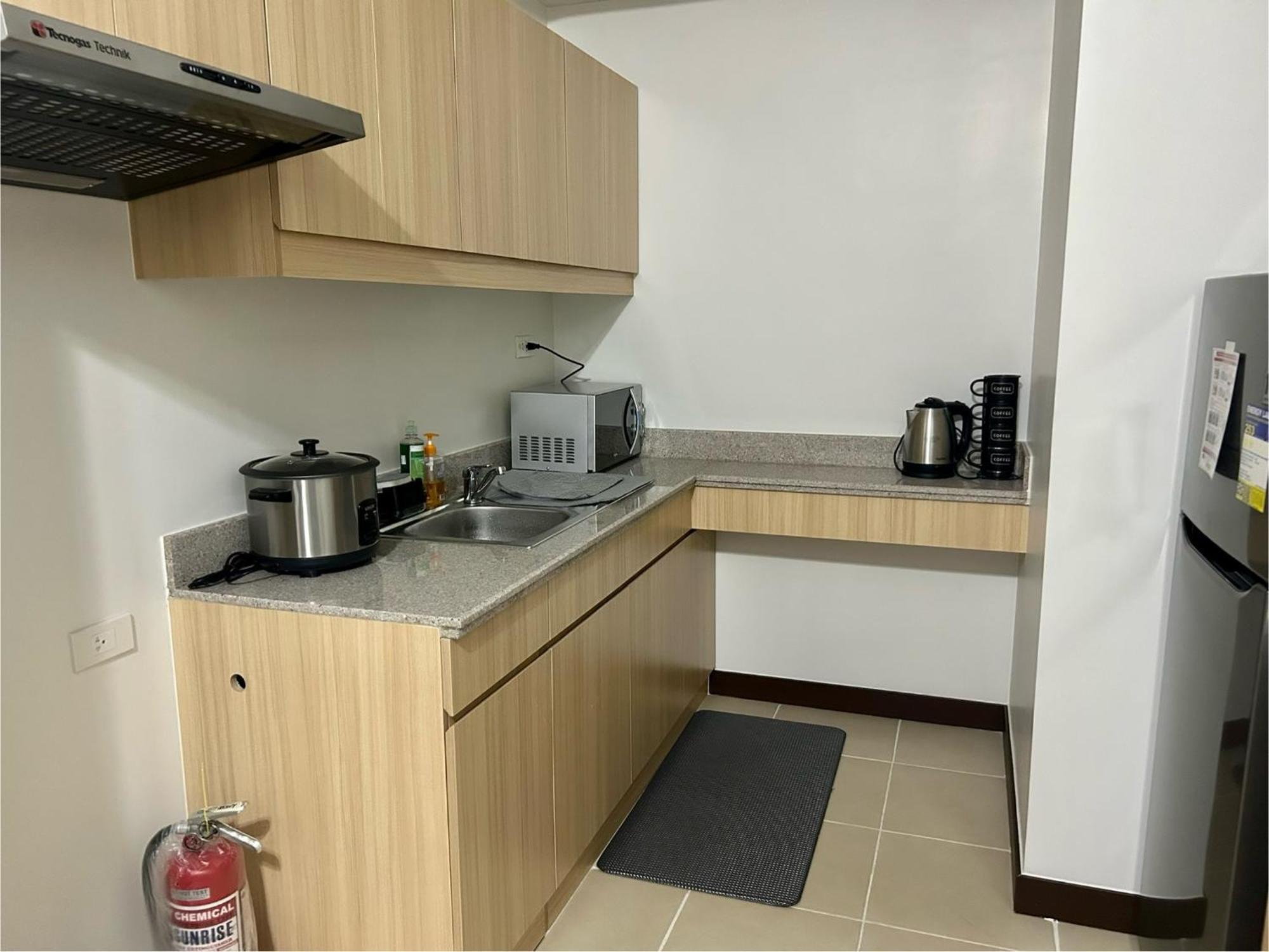 The Atherton Paranaque City Bagian luar foto