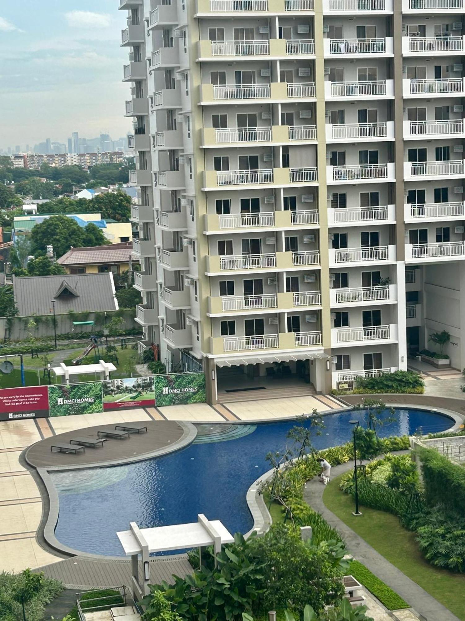 The Atherton Paranaque City Bagian luar foto